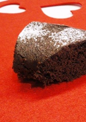 A picture of Vegan Chocolate Fudge Cake.