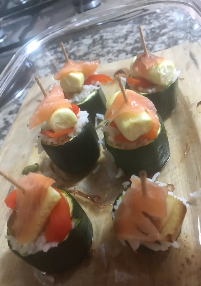 Una foto de Mini calabacines rellenos
