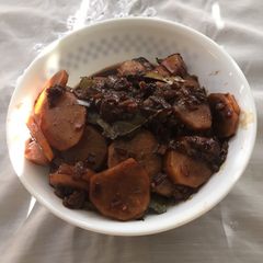 A picture of Chicken Adobo w Potatoes.