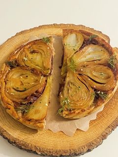 Une photo de Tatin d’endives /oignons