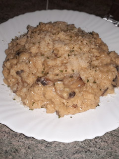 Una foto de Risotto cremoso con champiñones
