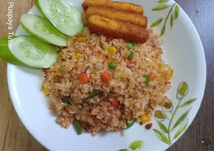 Cara Mudah Membuat Nasi Goreng Kornet yang Lezat - Aneka Resep Nagi Goreng