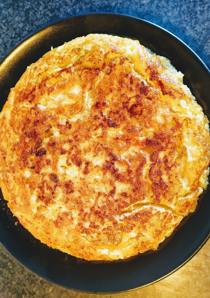 Una foto de Tortilla de patatas y calabacín