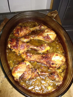 Una foto de Muslos de pollo al horno