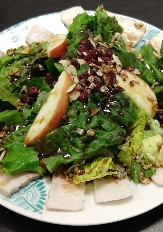 Una foto de Ensalada con Cerdo al Vapor- 蒸し豚のピリ辛サラダ - (Serie 2/3 de Cerdo al vapor)