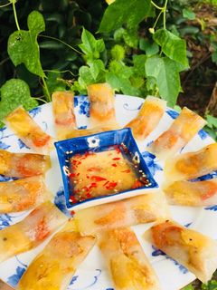 Hình của món Bánh bột lọc lá chuối.