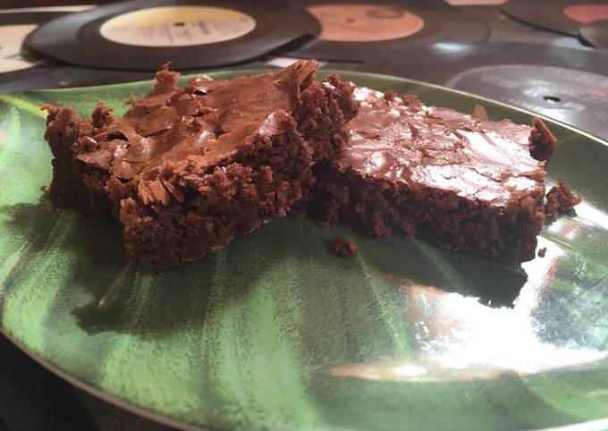Foto principal de Brownies fáciles con cacao en polvo en 4 pasos🍫🥜💖💁🏻