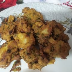 A picture of Methi pakore.