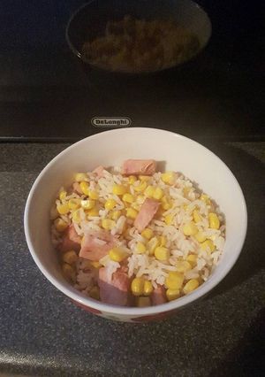 A picture of Sweetcorn ham and rice.