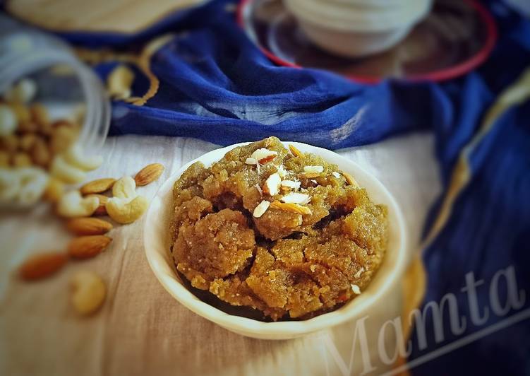 Wheat flour jaggery halwa