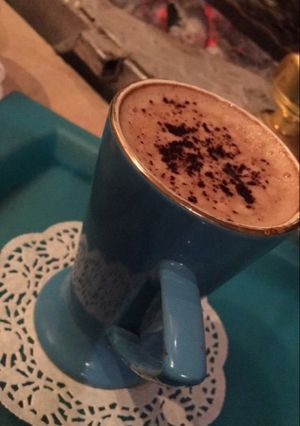 صورة لوصفة كابتشينو بالأله ع طريقتي