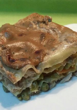 Foto principal de Lasaña de pollo asado con salsa de champiñones