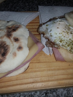 Una foto de Pan de pita o árabe