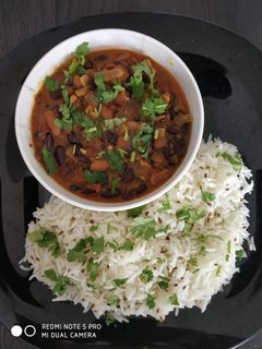 પંજાબી રાજમા (Punjabi Rajma Recipe in Gujarati) રેસીપી મુખ્ય ફોટો