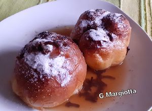 Foto di Mele cotogne al forno con cannella, chiodi di garofano e zucchero