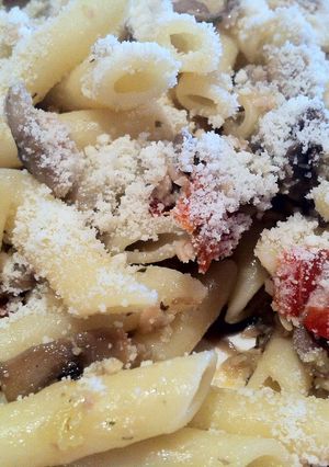 Foto principal de Macarrones con verduras y atún (muy sanos)