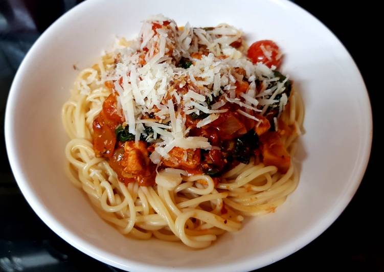 Steps to Prepare Ultimate My Medditeranean Tasting Chicken with Spaghetti. 😅