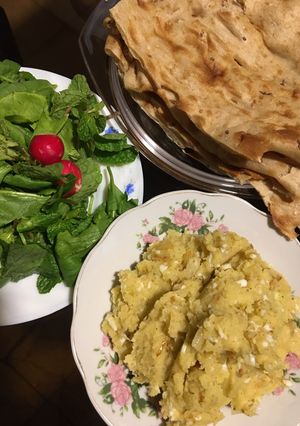 عکسی از دستور سیب زمینی وتخم مرغ🧅🥚🥔