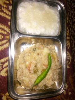 फोडणीची भगर (phodnichi bhagar recipe in marathi) रेसिपी चे मुख्य फोटो 