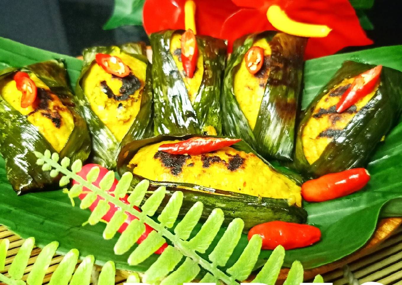 Pepes Ayam Sereh (Sate Lilit Ayam Versi Daun Pisang)