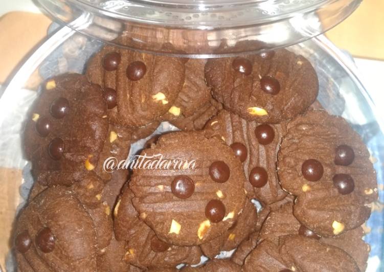 Cookies Coklat Kacang Choco Chips