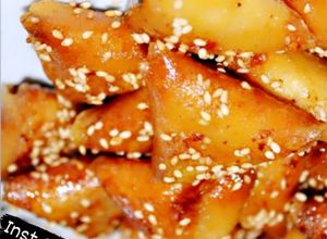 Une photo de Briouate aux amandes