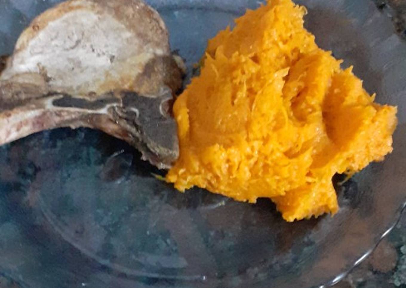 Calabaza con costillita de cerdo. Grace
