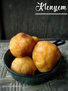 Foto resep Klenyem / Jemblem (Singkong isi Gula Merah)