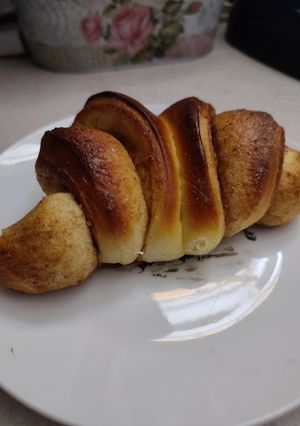 Korvapuusti (finn fahéjas csiga) recept fotója