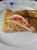 Omelette de jamón y queso