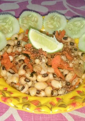 A picture of Black eye peas chaat(lobia).