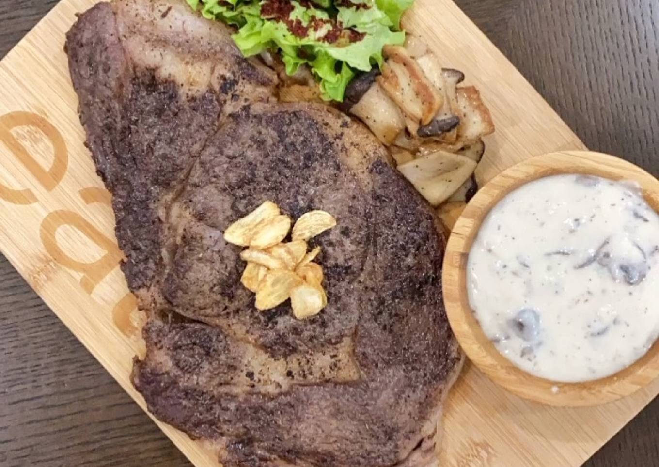 Steak with homemade mushroom sauce