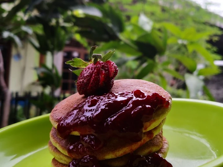 Cara Gampang Membikin Resep Fluffy Pancake With Strawberry Jam 🍓 yang Enak Banget Anti Ribet, Lezat Sekali