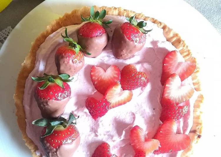 Crostata Mousse di Fragole e Cioccolato