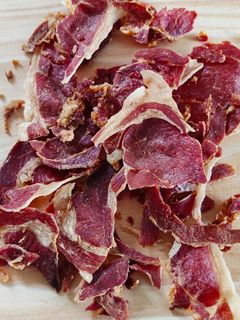 Una foto de Jamón crujiente para sopas, cremas o ensaladas (microondas)