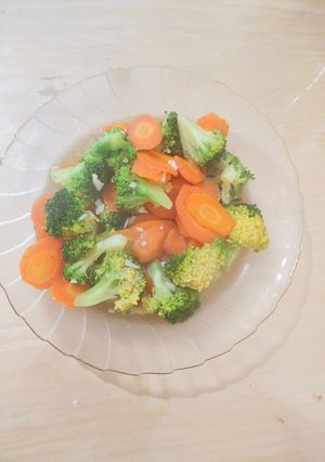 Foto resep Tumis brokoli wortel