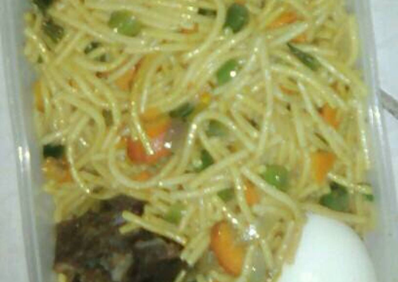 Ganished spaghetti