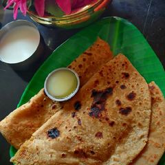 A picture of Puranpoli (mix dal).