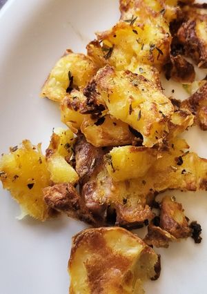 A picture of Crushed new potatoes.