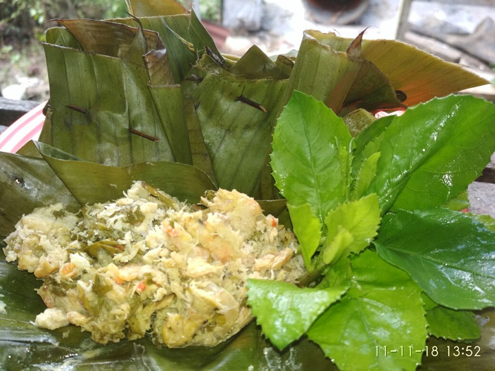 Resep 42. Botok Udang Sungai Daun Luntas Tahu, Bisa Manjain Lidah