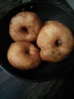 A picture of Urad Vada.