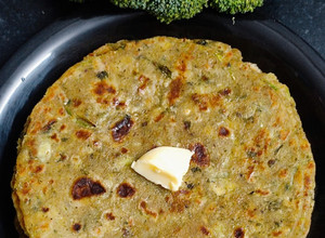 A picture of Broccoli & Paneer Paratha.