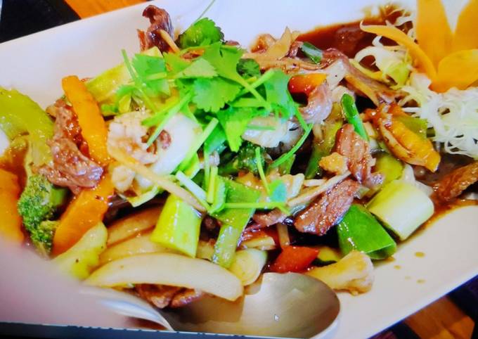 Delicious Salad with Fried Beef.😄😋🇮🇩