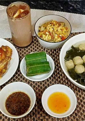 Hình của món Cơm nhà ấm áp.