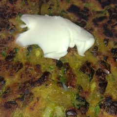 A picture of Missi roti.