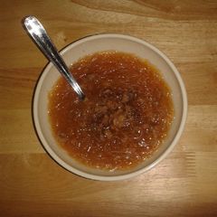 A picture of Ground chicken sotanghon soup.