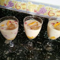 Fruity milk custard A picture of Fruity milk custard.