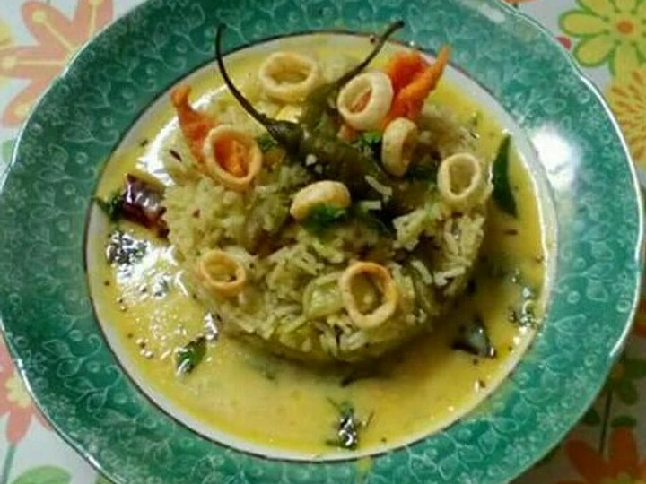 How To Make Mango kadhi with green pulao which So Delicious
