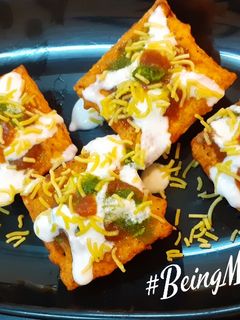 કેનેપીસ ચાટ (Canapes Chat Recipe In Gujarati) રેસીપી મુખ્ય ફોટો
