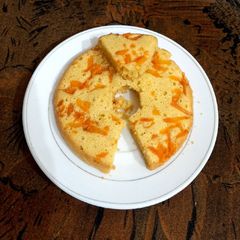 A picture of Carrot cake 🥕 🥕 🧀🧀.